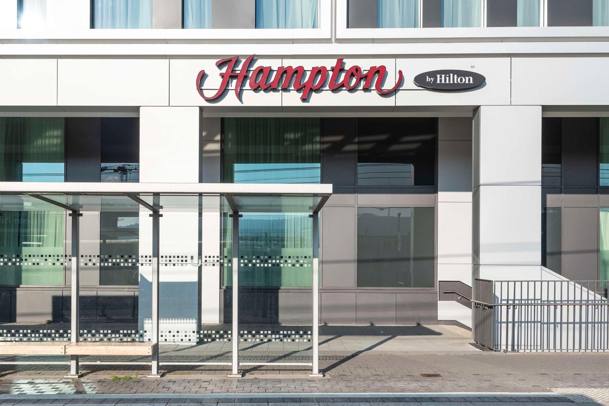 Hampton By Hilton Stuttgart City Centre 外观 照片